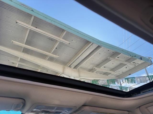 Toyota Camry Hybrid XLE 2013