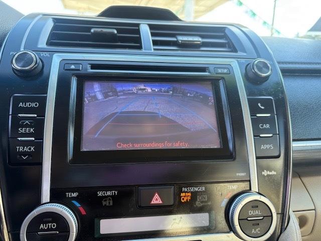 Toyota Camry Hybrid XLE 2013