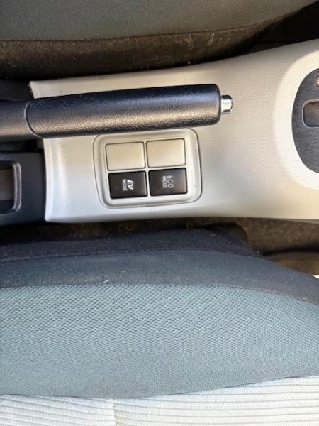 Toyota Prius c Four 2014