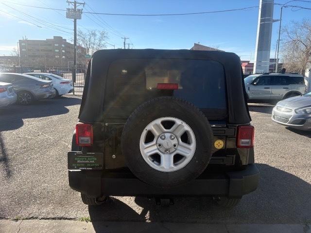 Jeep Wrangler Sport 4WD 2013