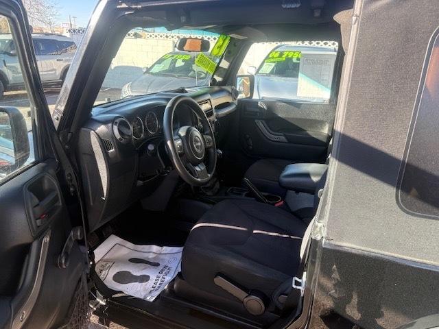 Jeep Wrangler Sport 4WD 2013