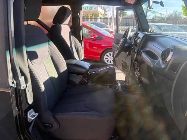 Jeep Wrangler Sport 4WD 2013