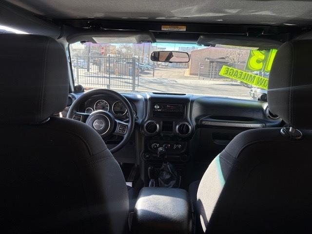 Jeep Wrangler Sport 4WD 2013