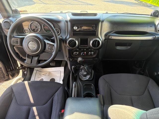 Jeep Wrangler Sport 4WD 2013