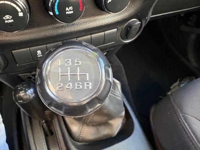 Jeep Wrangler Sport 4WD 2013