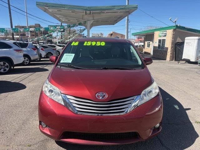 Toyota Sienna XLE FWD 8-Passenger V6 2016