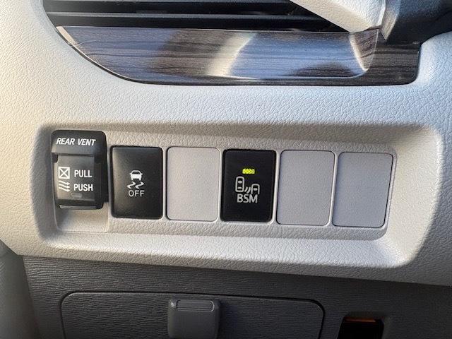 Toyota Sienna XLE FWD 8-Passenger V6 2016