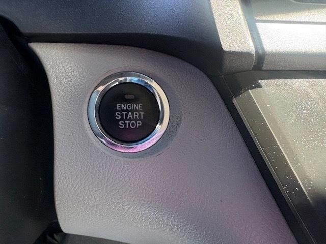 Toyota Sienna XLE FWD 8-Passenger V6 2016