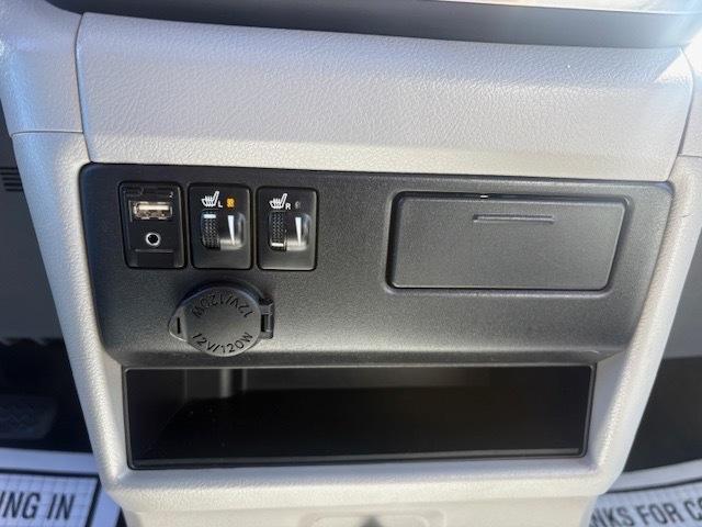 Toyota Sienna XLE FWD 8-Passenger V6 2016