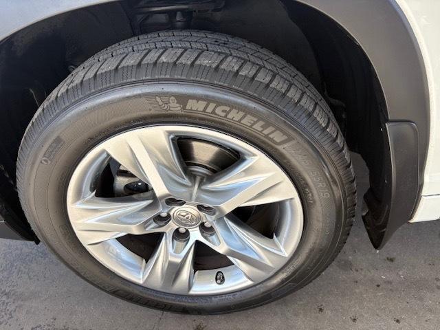 Toyota Highlander Limited AWD V6 2015