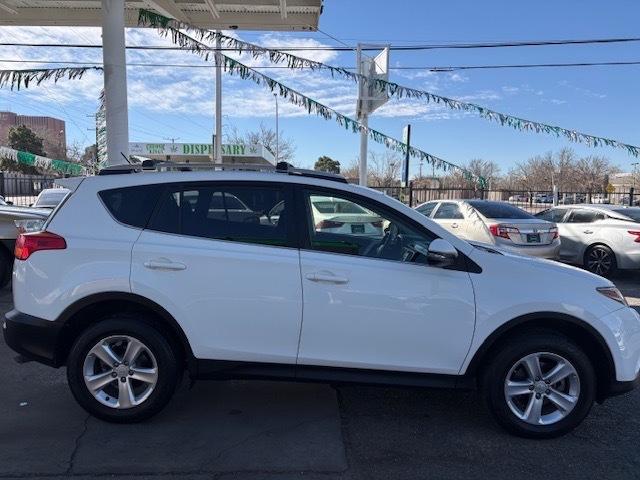Toyota RAV4 XLE AWD 2014