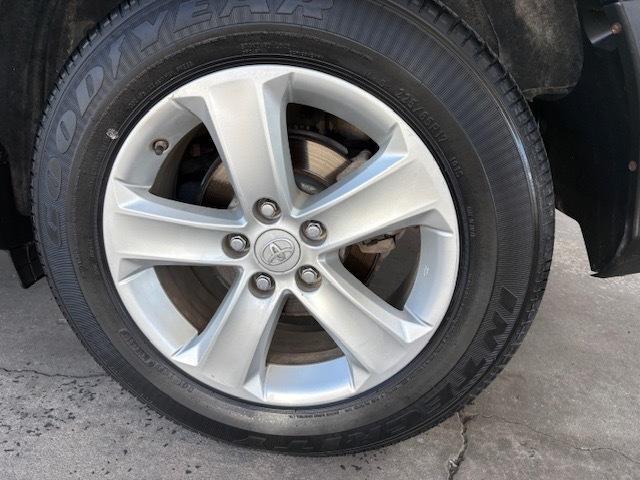 Toyota RAV4 XLE AWD 2014