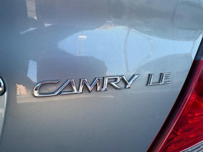Toyota Camry LE V6 2005
