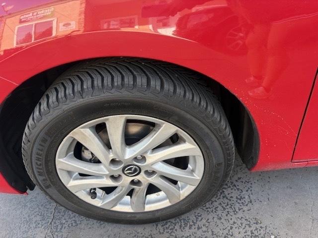 Mazda MAZDA3 i Touring AT 5-Door 2013