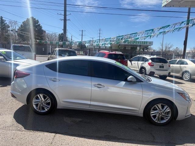 Hyundai Elantra SEL 2019