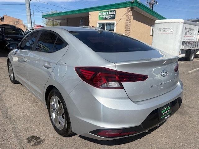 Hyundai Elantra SEL 2019