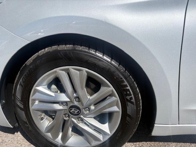 Hyundai Elantra SEL 2019