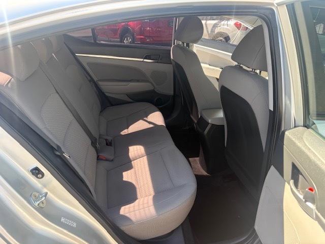 Hyundai Elantra SEL 2019