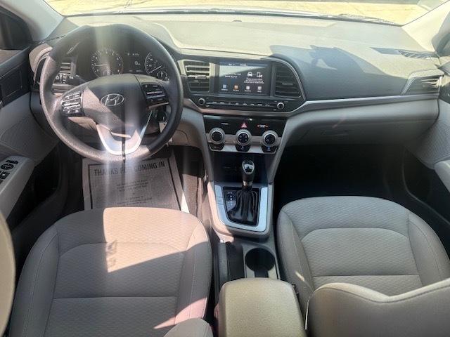 Hyundai Elantra SEL 2019