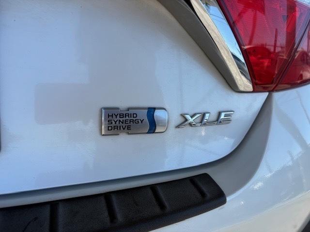 Toyota Camry Hybrid SE 2017