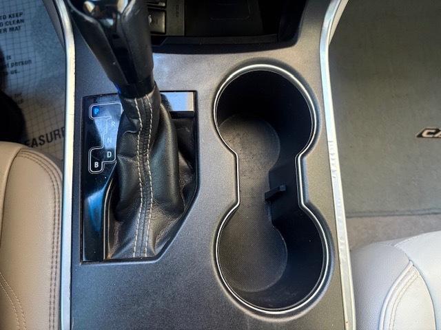 Toyota Camry Hybrid SE 2017