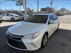 2017 Toyota Camry Hybrid 
