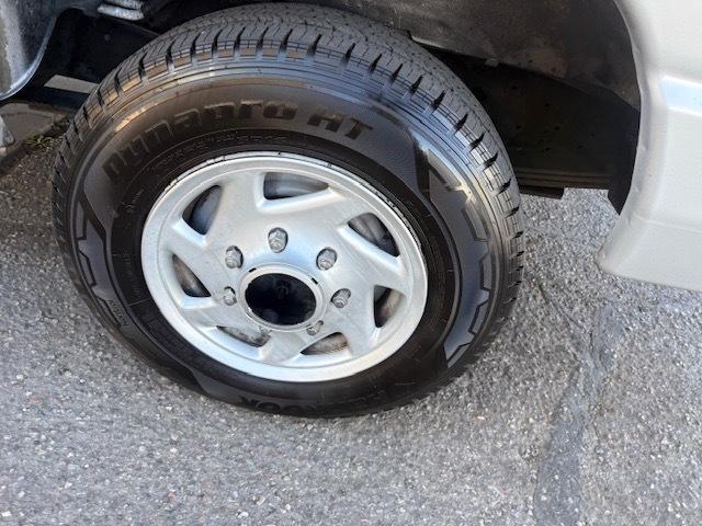 Ford Econoline E-350 XL Super Duty 2009