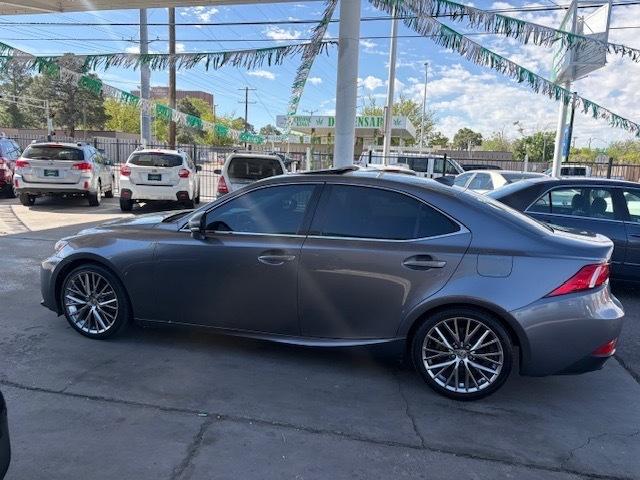 Lexus IS 250 RWD 2015