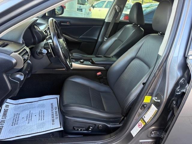 Lexus IS 250 RWD 2015