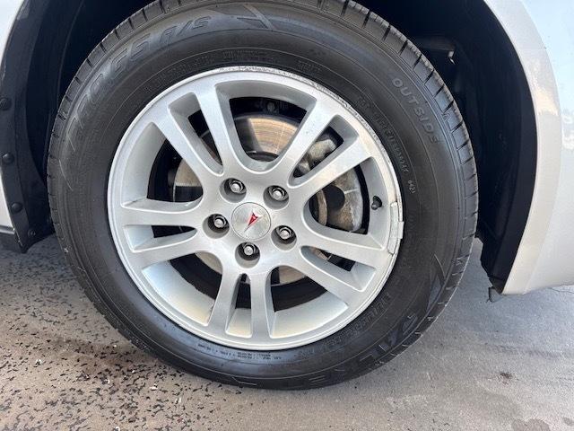 Pontiac G6 Base 2005