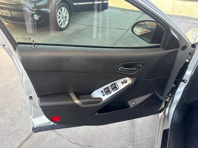 Pontiac G6 Base 2005