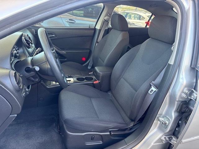 Pontiac G6 Base 2005