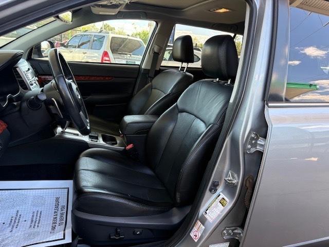 Subaru Outback 3.6R Limited 2011