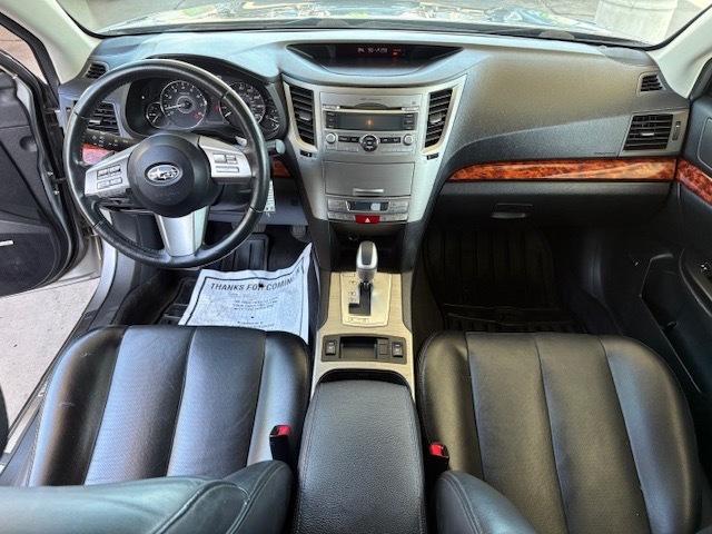 Subaru Outback 3.6R Limited 2011