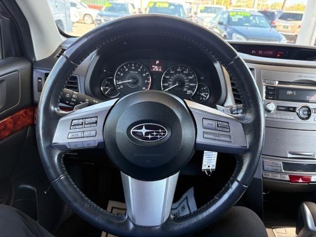 Subaru Outback 3.6R Limited 2011