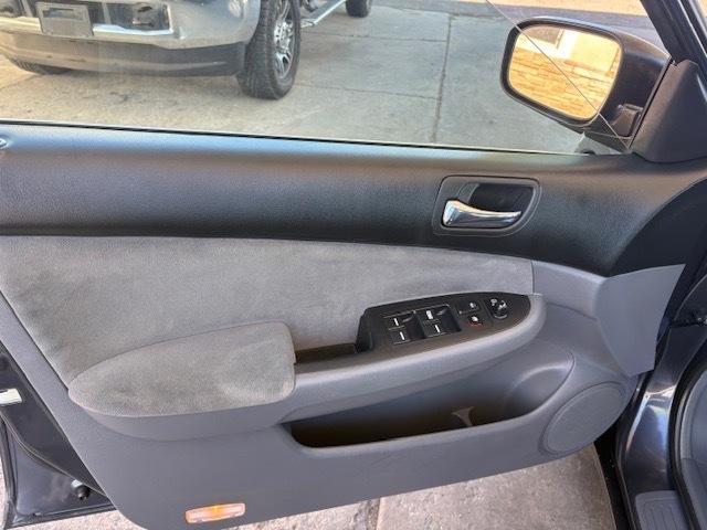 Honda Accord LX sedan AT 2007