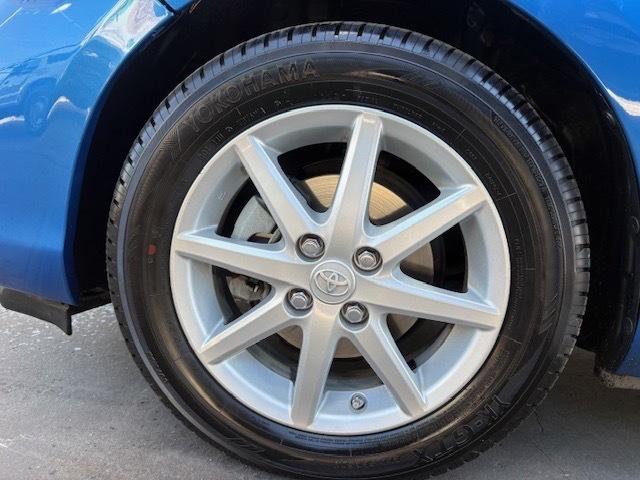 Toyota Prius c Four 2012