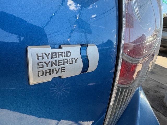 Toyota Prius c Four 2012