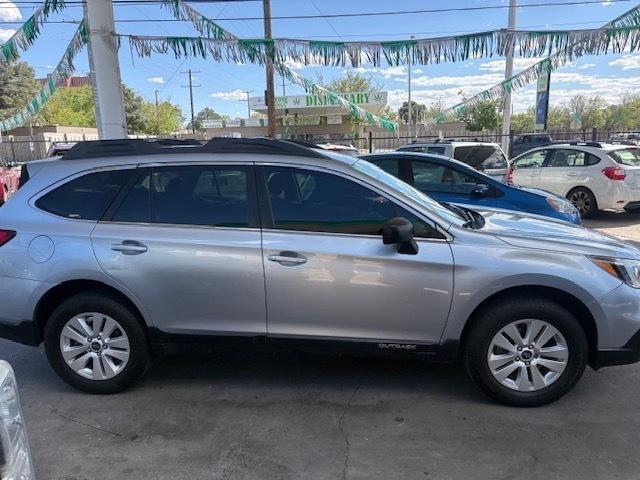 Subaru Outback 2.5i 2017