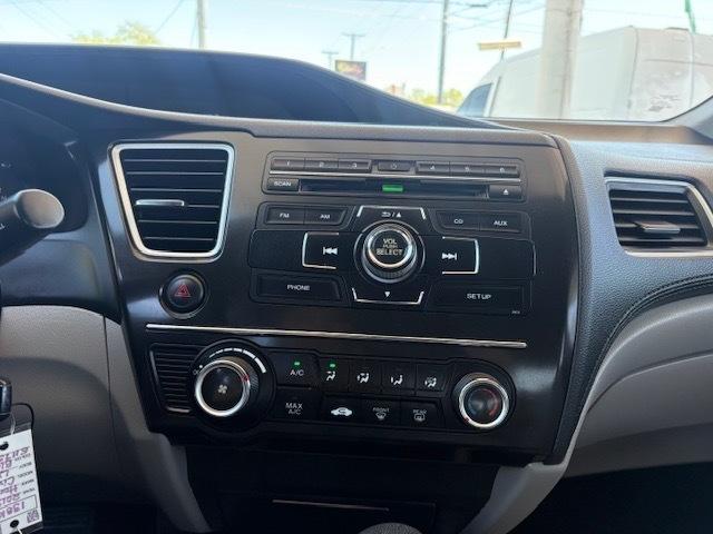 Honda Civic LX sedan 2013