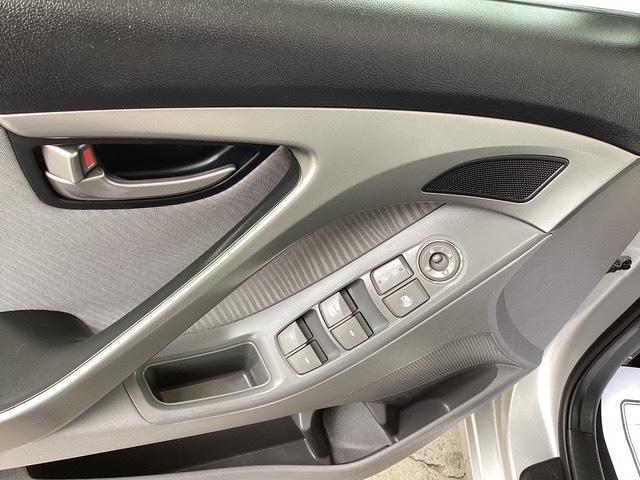 Hyundai Elantra GLS 2013