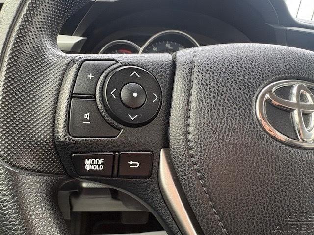 Toyota Corolla LE 2015