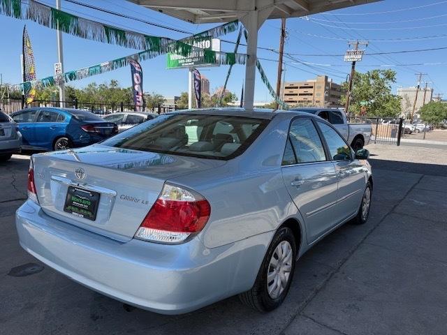 Toyota Camry LE 2005