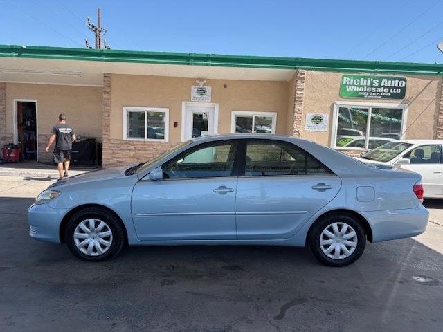 Toyota Camry LE 2005