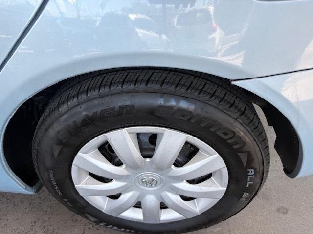 Toyota Camry LE 2005