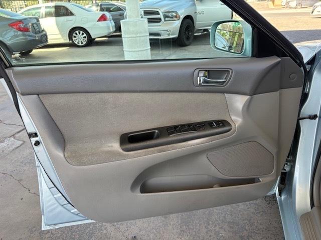 Toyota Camry LE 2005