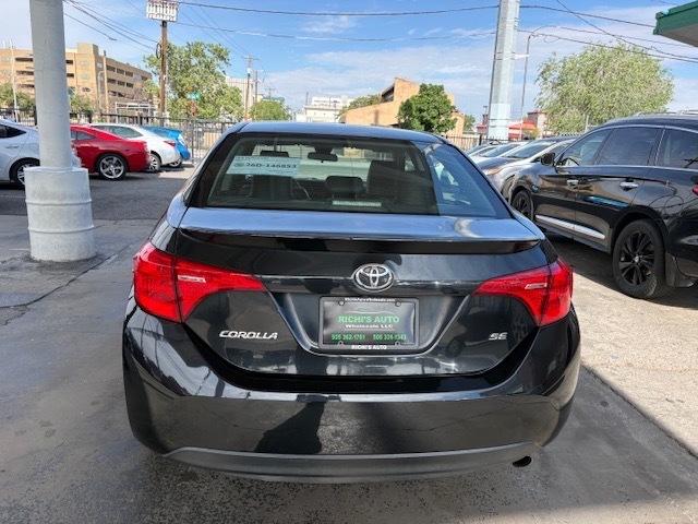 Toyota Corolla SE 2017