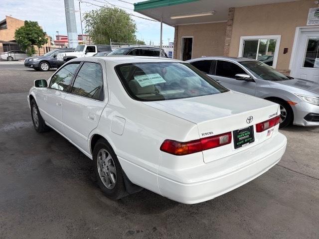 Toyota Camry  1999