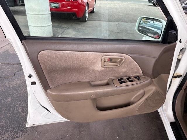 Toyota Camry  1999