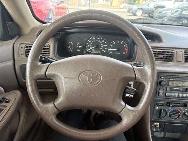 Toyota Camry  1999